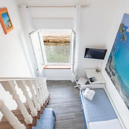 La Caletta Hotel 4*
