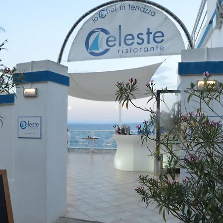 La Caletta Szálloda 4*