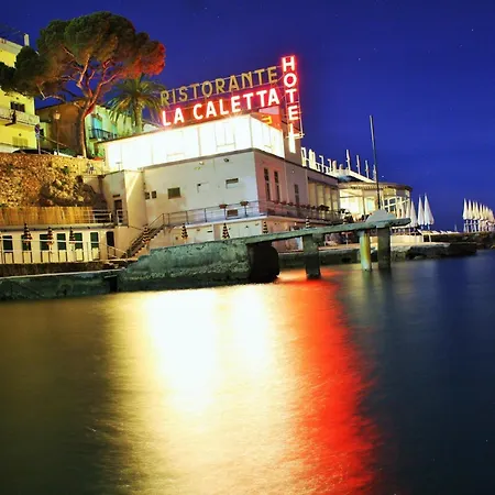 La Caletta Szálloda 4*