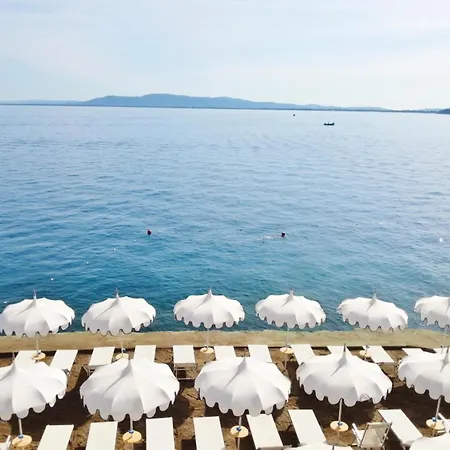 Szálloda La Caletta 4*