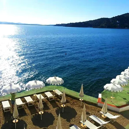 La Caletta Szálloda