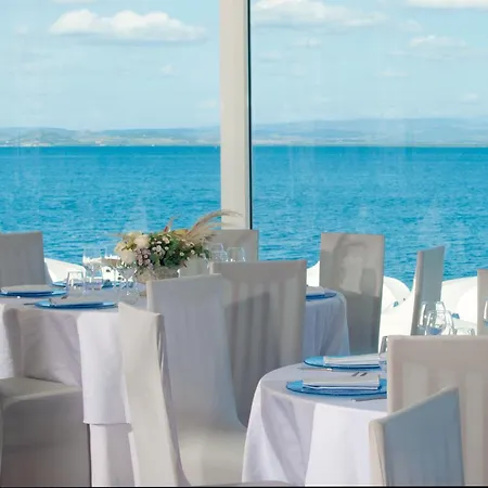 Szálloda La Caletta 4*